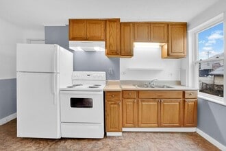 Building Photo - 51 Dwight St