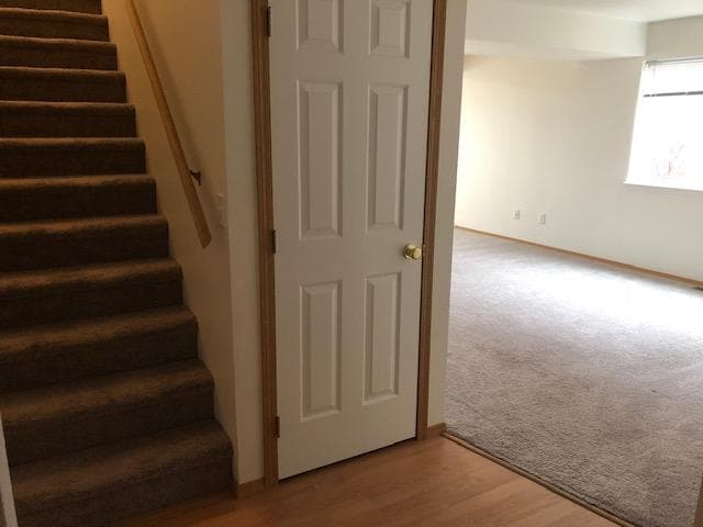 STAIRS TO 2ND FLR BEDROOMS AND MASTER BATH - 469 W Shore Dr
