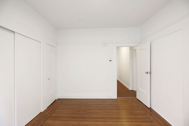 Building Photo - 1243 Pine St