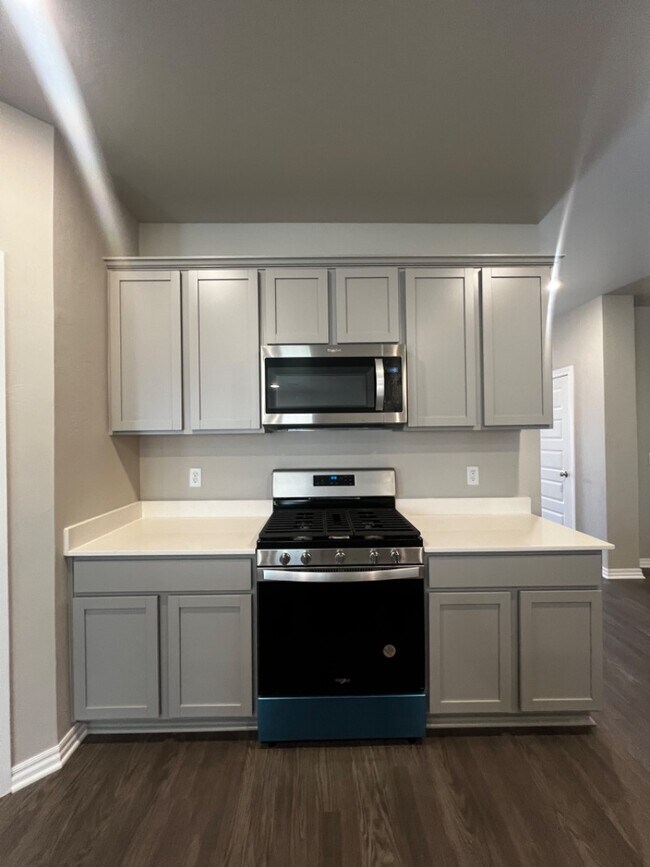 Building Photo - 2765 Alice Wy