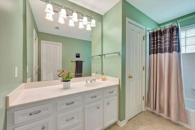 Building Photo - 3806 Canyon Bluff Ct