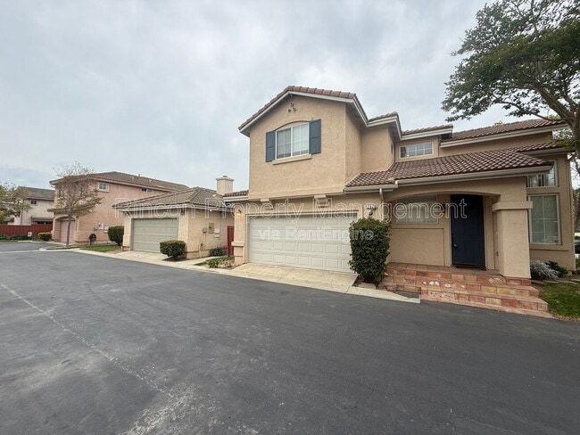 Building Photo - 262 Potawatomi St