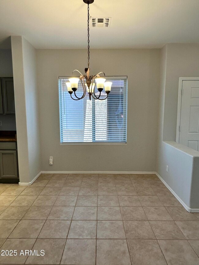 Building Photo - 8076 S Spur Trail Ct