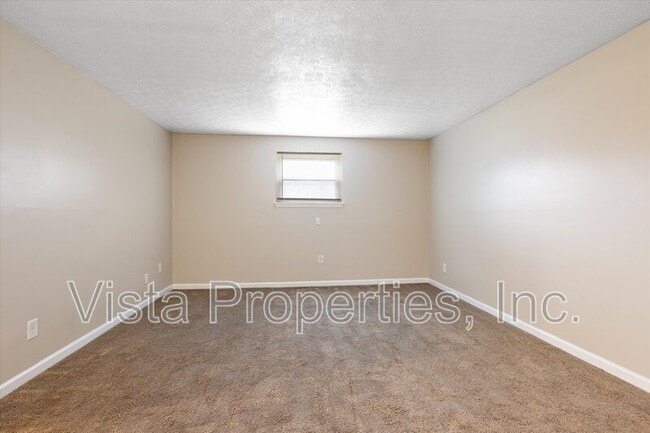 Building Photo - 4119 Glen Hill Manor Dr