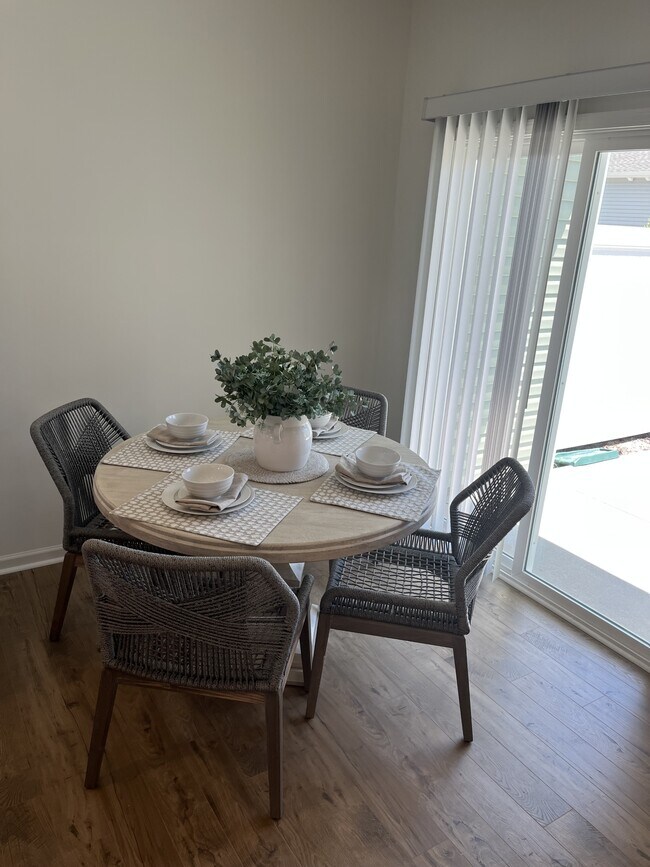 Building Photo - 230 1st St