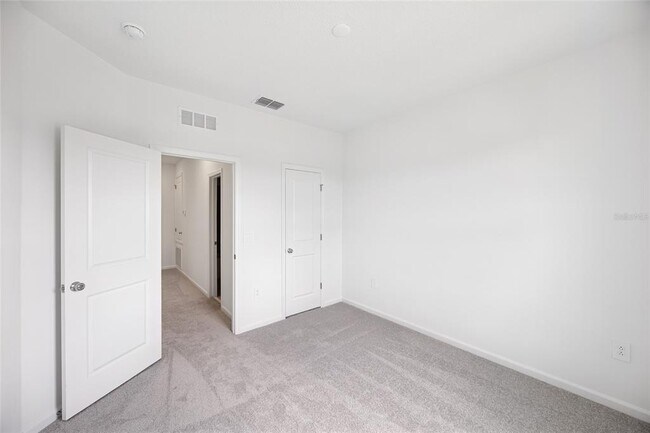 Building Photo - 3007 Maloof Dr