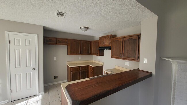 Building Photo - 2577 Reese Lake Cir