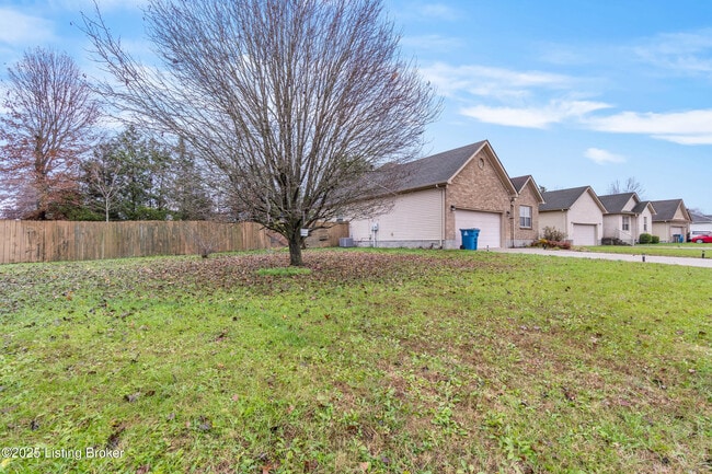 Building Photo - 175 Hannah Way