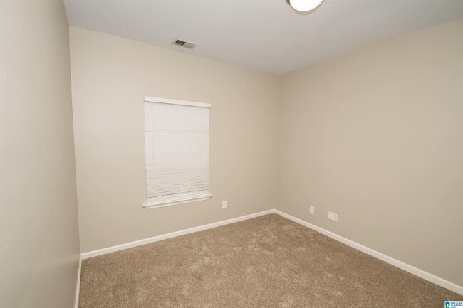 Building Photo - 105 Lenox Dr