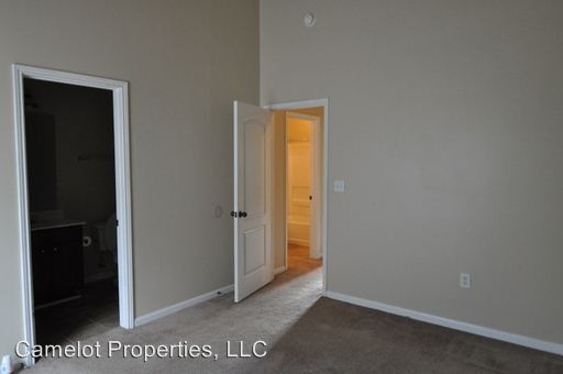 Building Photo - 115 Pine Meadow Cir