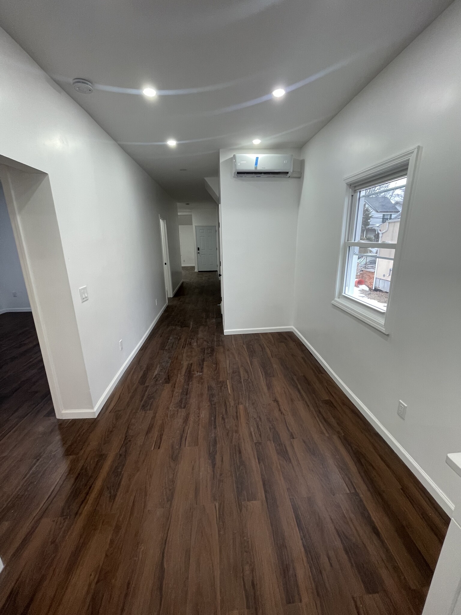 Building Photo - 452 S 1st Ave