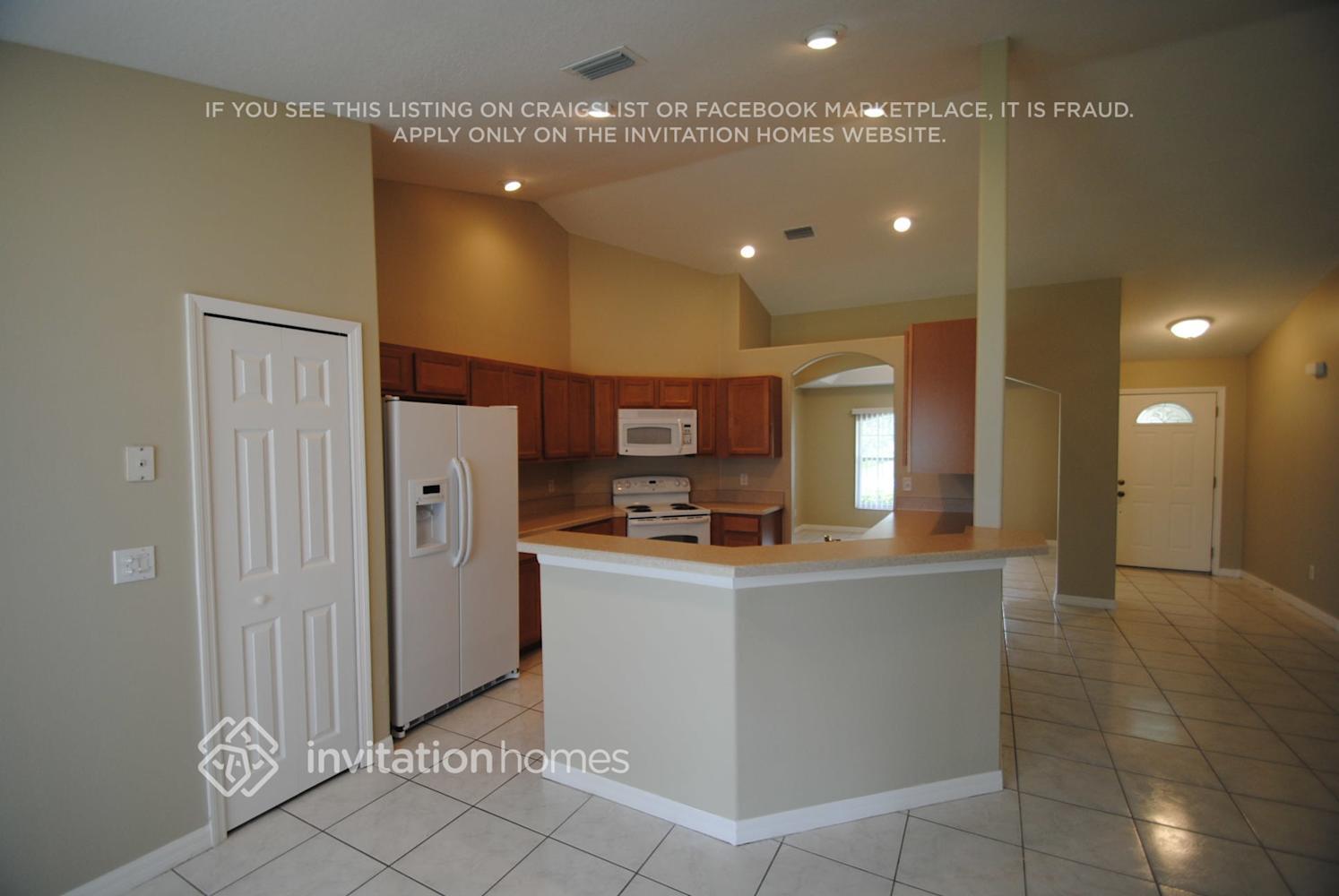 Building Photo - 3060 Eldron Blvd SE