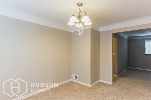 Building Photo - AVAILABLE NOW! - 4509 Barbara Place Unit 2...
