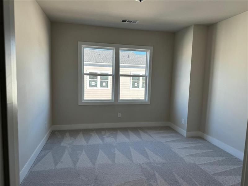 Building Photo - 1218 Westshore Dr