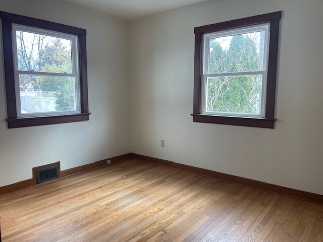 Building Photo - 504 Cramer Ave