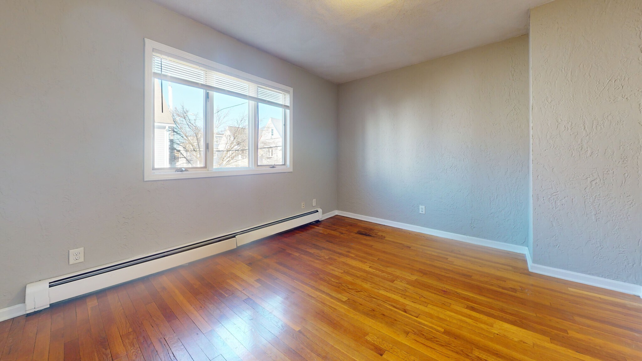 Building Photo - 50 Plymouth St