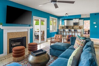 Building Photo - 7804 W Pershing Ave