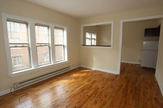 Building Photo - 650 W Barry