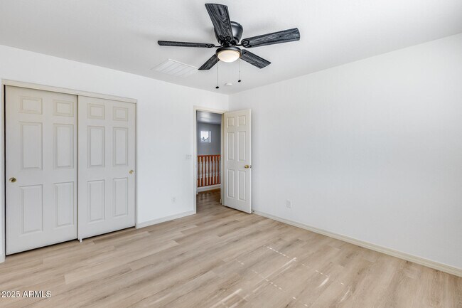 Building Photo - 17435 W Saguaro Ln