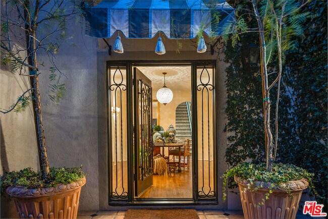 Building Photo - 175 W Channel Rd