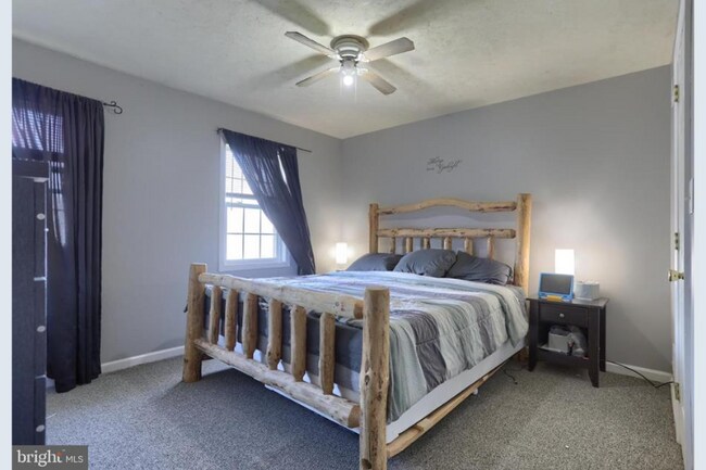 Building Photo - 336 Lighthouse Dr