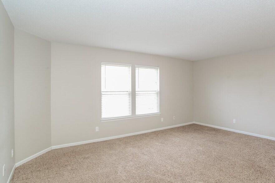 Building Photo - 9170 Amberleigh Dr