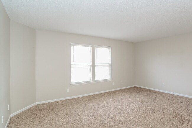 Building Photo - 9170 Amberleigh Dr