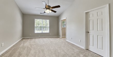 Building Photo - 1403 Plexor Ln