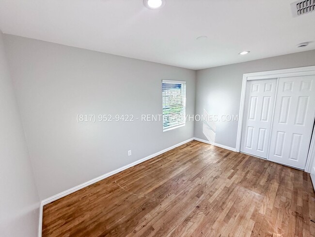 Building Photo - 6700 Reeves St