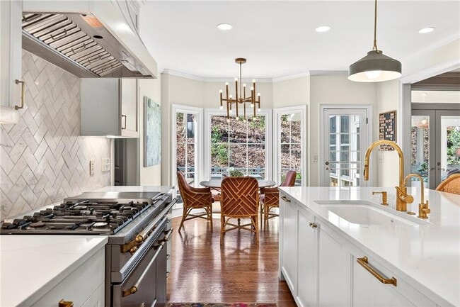 Building Photo - 3642 Mayfair Rd NE