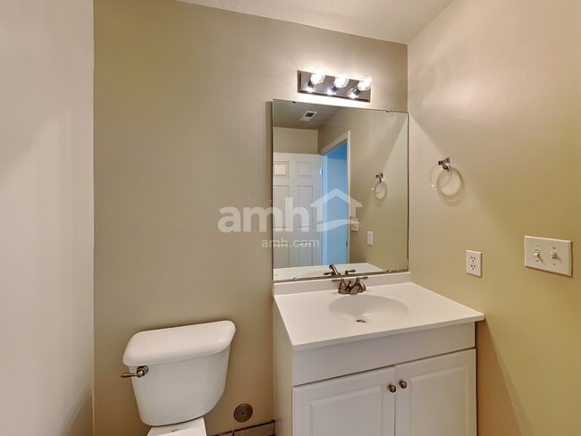 Building Photo - 2169 W 1520 N