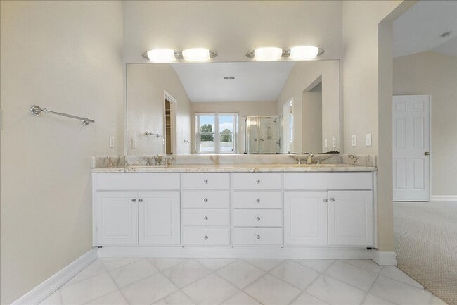 Building Photo - 3 Cerruti Ct