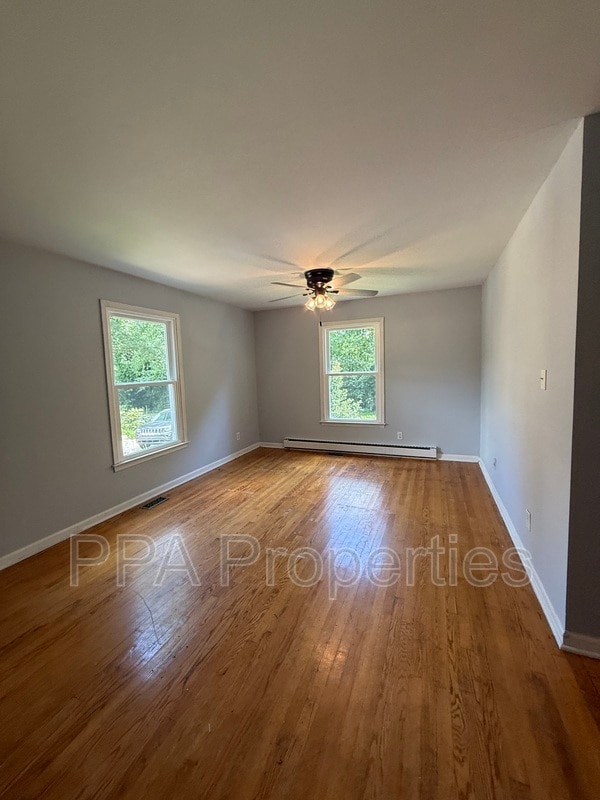 Building Photo - 2115 Churchill Dr