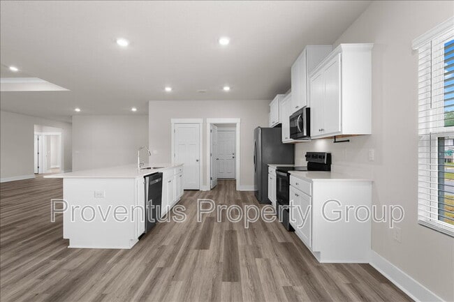 Building Photo - 3136 Silver Maple Dr