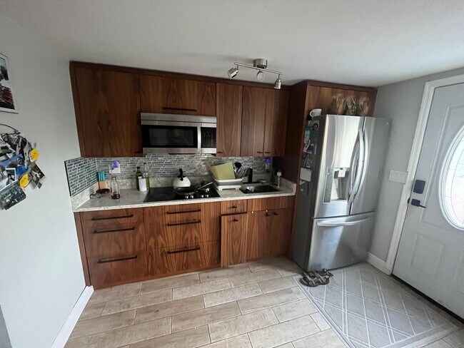 Building Photo - 4871 127th Trail N