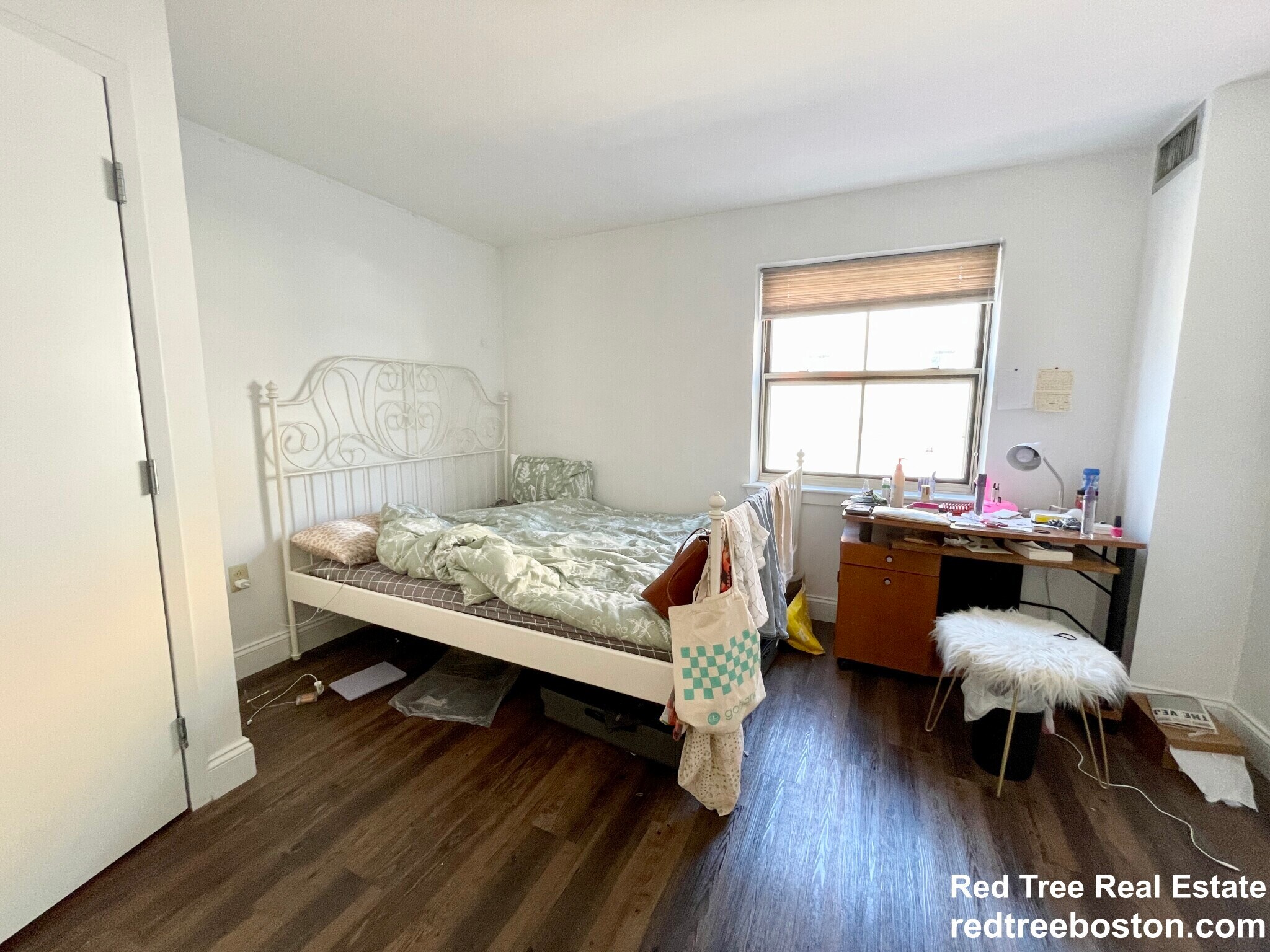 Building Photo - 1 Pine St