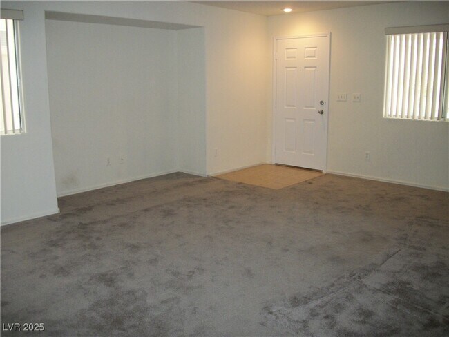 Building Photo - 9161 Spoonbill Ridge Pl