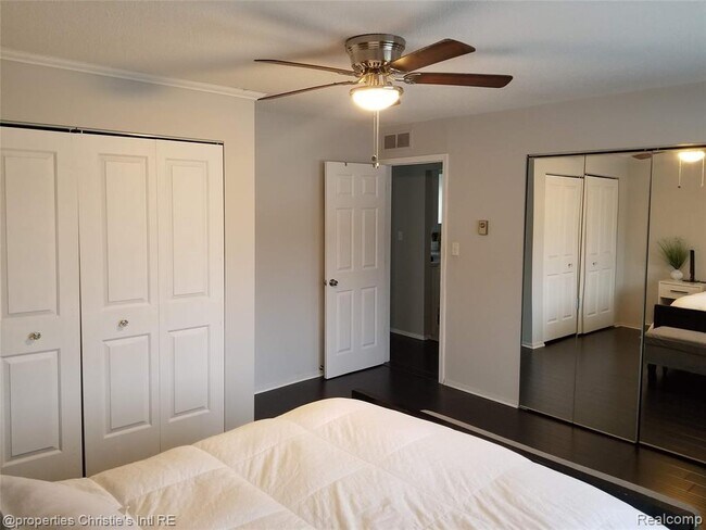Building Photo - 1514 Normandy Rd