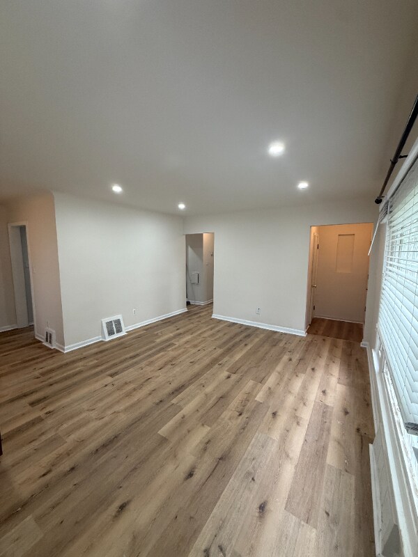 Building Photo - 6300 Canyon Ave