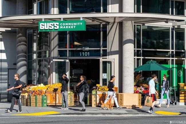 Building Photo - Stylish 1BR Condo in Prime Mission Bay Loc...