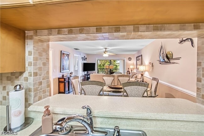 Building Photo - 12581 Kelly Sands Way