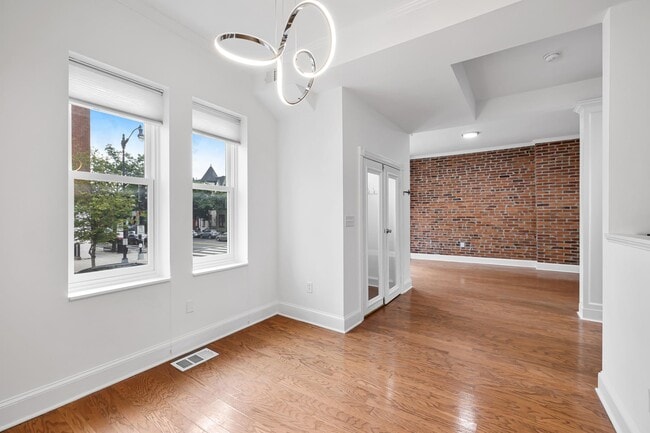 Building Photo - 817 T St NW