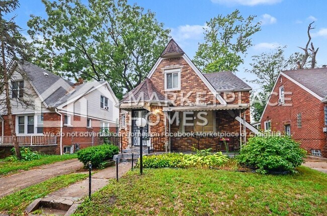 Building Photo - 15071 Cruse St