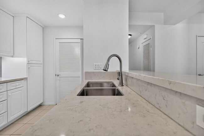Building Photo - 53 Via Sovana