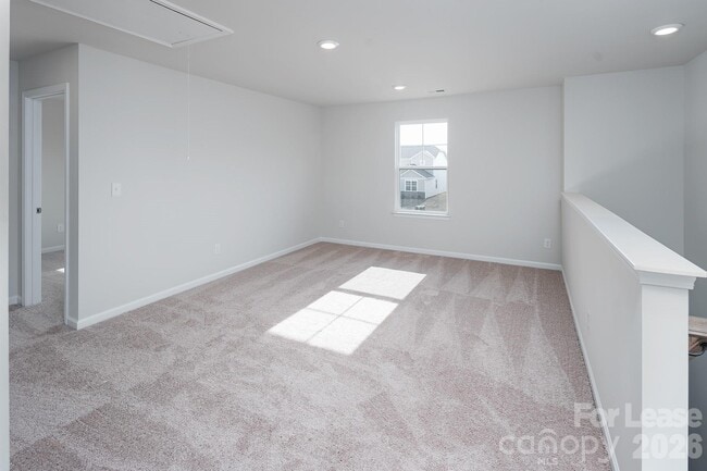 Building Photo - 1014 Hanover Crossing Dr