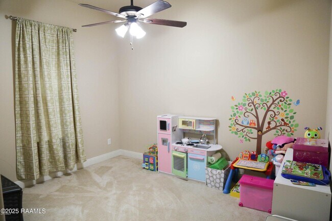 Building Photo - 111 Pettigrove Dr