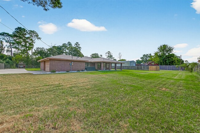 Building Photo - 11507 Oak Valley Dr