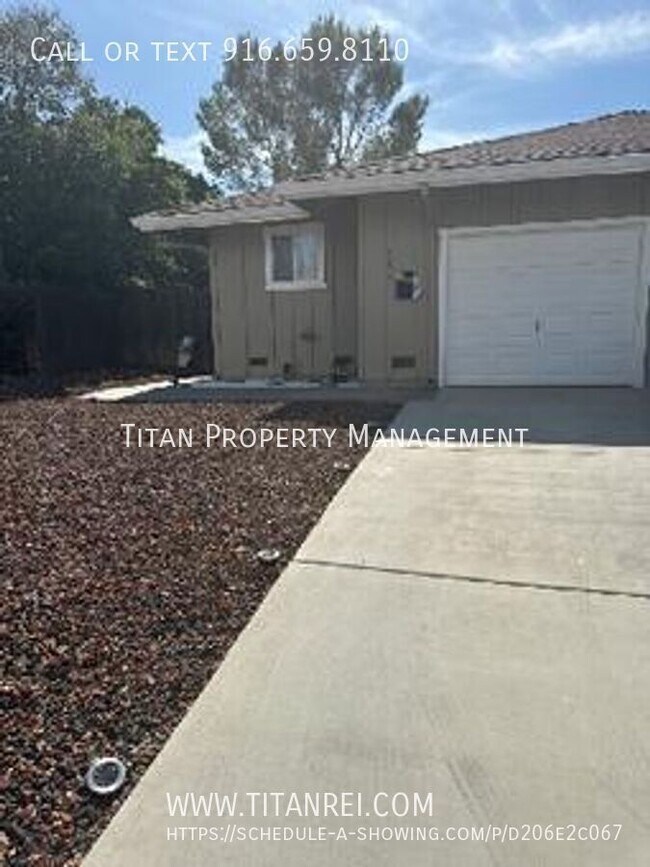 Building Photo - 7225 Camel Rock Way