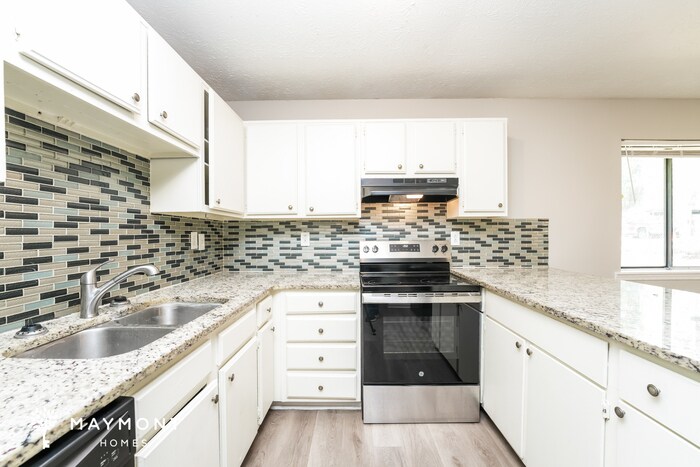 Building Photo - 4379 Rex Rd