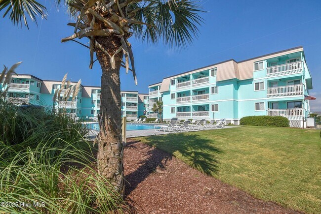 Building Photo - 301 Commerce Way